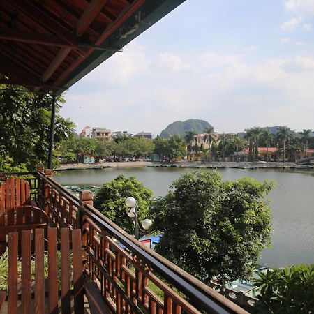 The Banana Tree Hostel Ninh Binh Bagian luar foto