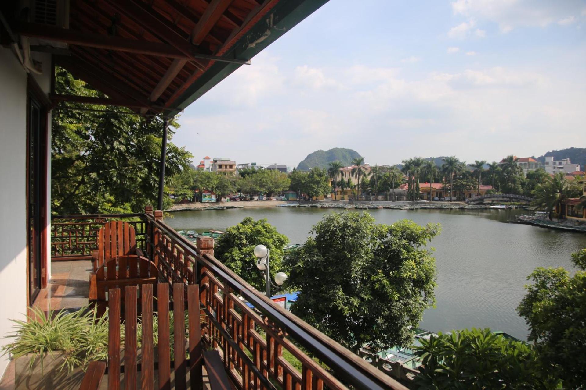 The Banana Tree Hostel Ninh Binh Bagian luar foto